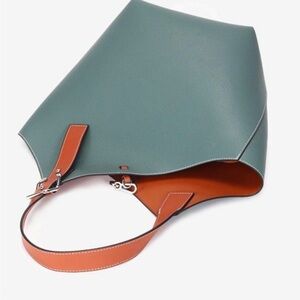 Black Shoulder Leather Handbags Adjustable Strap Unique Bucket Bags